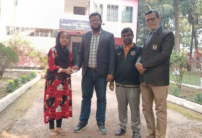 গনি-আয়েশা ফাউন্ডেশনের উদ্যোগে শিক্ষা ভাতা প্রদান