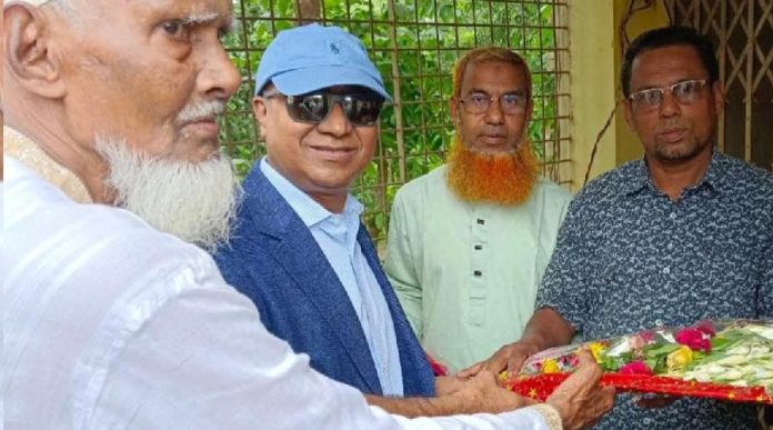 কচুয়া কান্দিরপাড় সরকারি প্রাথমিক বিদ্যালয়ের সভাপতি সৈয়দ মাহমুদ হাসান