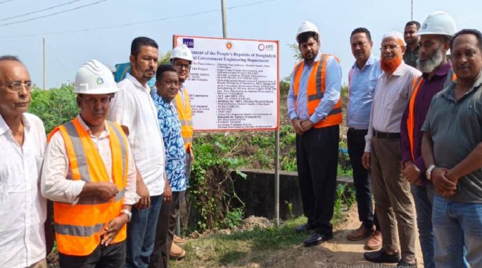 মতলব পৌরসভায় ৫৫০ মিটার রাস্তা নির্মাণকাজের উদ্বোধন