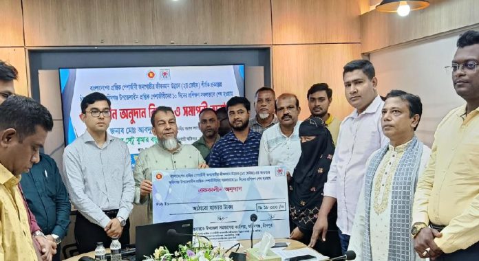পিছিয়ে পড়া মানুষকে পেছনে ফেলে দেশ এগোতে পারে না: এম এ হান্নান এমপি