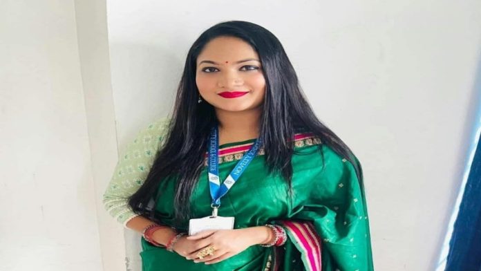 বাসের চাকায় প্রাণ গেল চাঁদপুরের তিশার