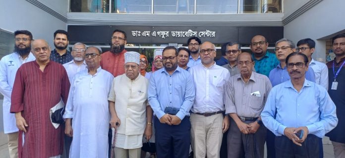দেশখ্যাত ১১ বিশেষজ্ঞ চিকিৎসকের সেবা পেলেন ৫২৭ রোগী