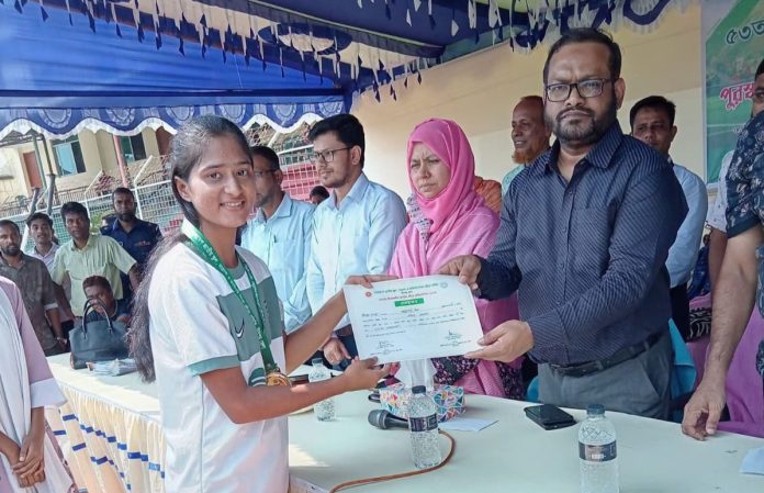 সাঁতার ও দাবায় বাবুরহাট উচ্চ বিদ্যালয় ও কলেজের সাফল্য