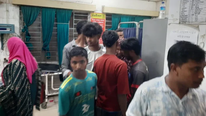 গাইবান্ধায় স্ত্রীকে হাসপাতালে রেখে পালানোর চেষ্টার অভিযোগে স্বামী আটক