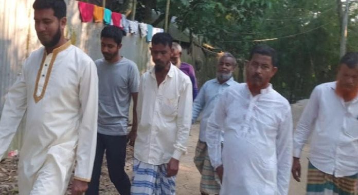 গাজীপুরে চেয়ারম্যান প্রার্থী নুরুল ইসলাম কবিরাজের গণসংযোগ