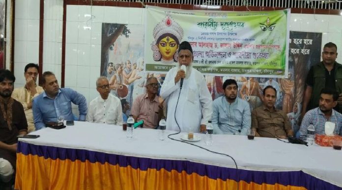 দুর্গোৎসব পালনে সর্বাত্মক সহযোগিতার আশ্বাস ড. জালাল এমপির