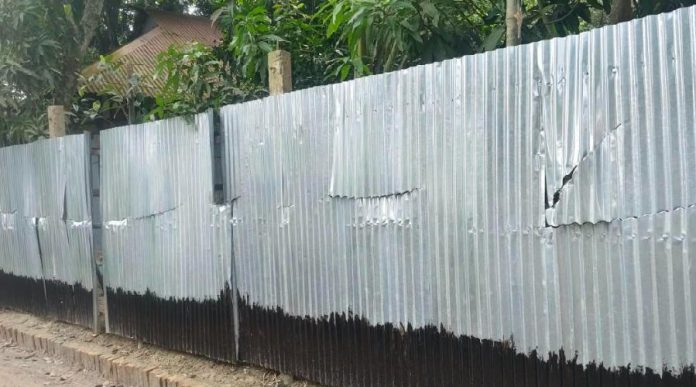 কচুয়া মাঝিগাছায় প্রবাসীর বাড়িতে হামলা-ভাঙচুরের অভিযোগ