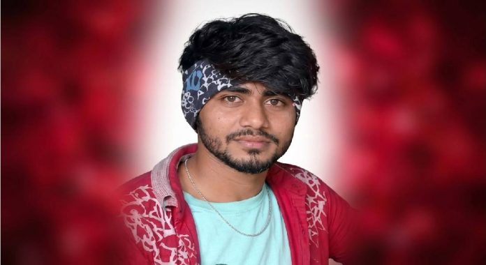 মতলব ব্রিজের পাশে পিকআপের চাপায় যুবকের মৃত্যু