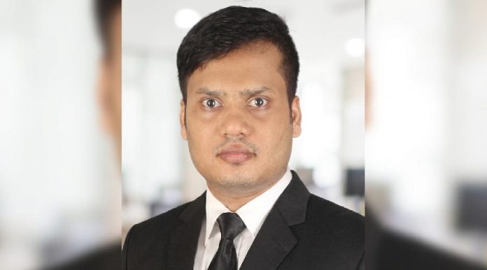 লন্ডন থেকে ব্যারিস্টার-এট-ল ডিগ্রির যোগ্যতা অর্জন করলেন কচুয়ার মোশারফ হোসেন রুবেল