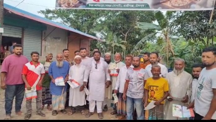 হাজীগঞ্জে গন্ধর্ব্যপুর দক্ষিণ ইউনিয়নে চেয়ারম্যান প্রার্থী শাহিদুল ইসলামের কুশল বিনিময়