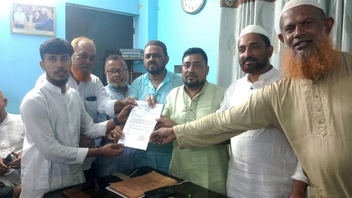 শাহমাহমুদপুরের ৭নং ওয়ার্ডে মেম্বার পদে দলীয় ফরম নিলেন অলিউল্লাহ গাজী
