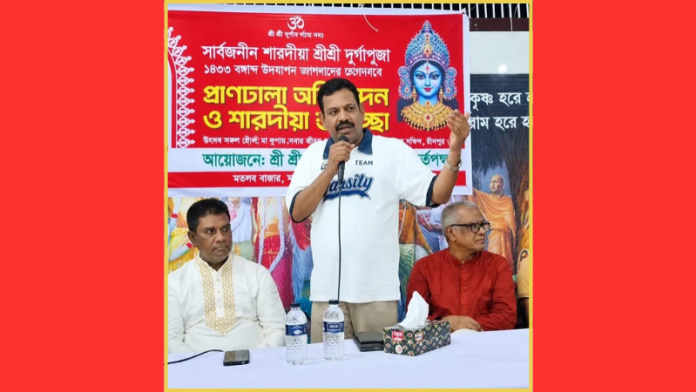 মতলব পৌরসভার বিভিন্ন পূজামণ্ডপ পরিদর্শন করলেন যুবদল নেতা আশরাফুর রহমান বাবু