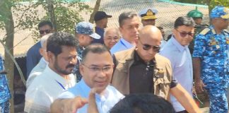 দাকোপ থেকে নৌপথে মোংলার উদ্দেশ্যে প্রধানমন্ত্রী দাকোপ থেকে নৌপথে মোংলার উদ্দেশ্যে প্রধানমন্ত্রী