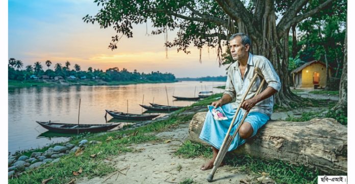 রঙের মোহ ও বিচ্ছেদের ছায়ায় শিবুর জীবন