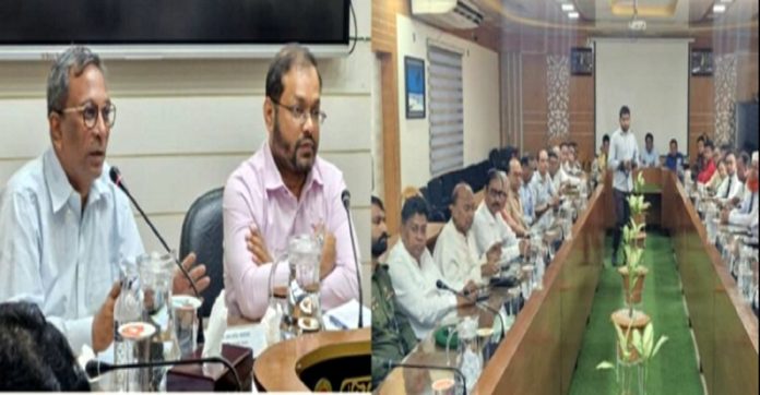 দুর্গাপূজা-পরবর্তী মূল্যায়ন সভা করেছে চাঁদপুর জেলা প্রশাসন